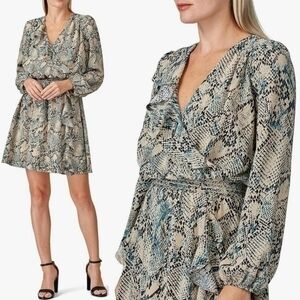 Slate‎ & Willow Women's Surplice Wrap Front Mini Dress with Smocked Waist